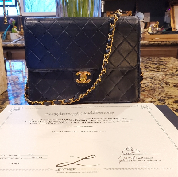 CHANEL Handbags - Authentic Vintage Chanel MATELASSÉ quilted black lambskin flap bag